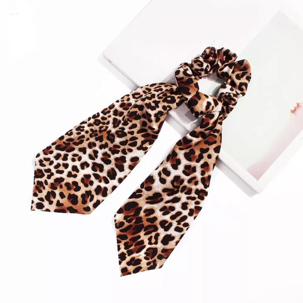 ✨HAIR SCARF SCRUNCHIE-ANIMAL PRINT